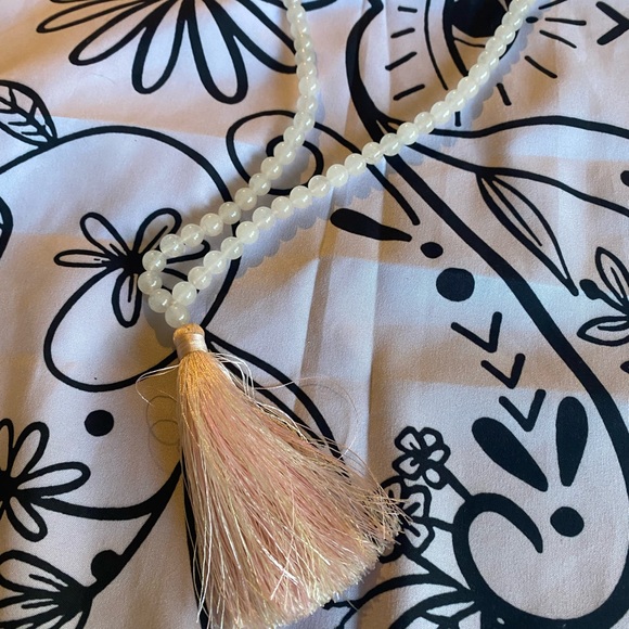 New Pink Beaded Long Necklace with Tassel - Picture 4 of 6